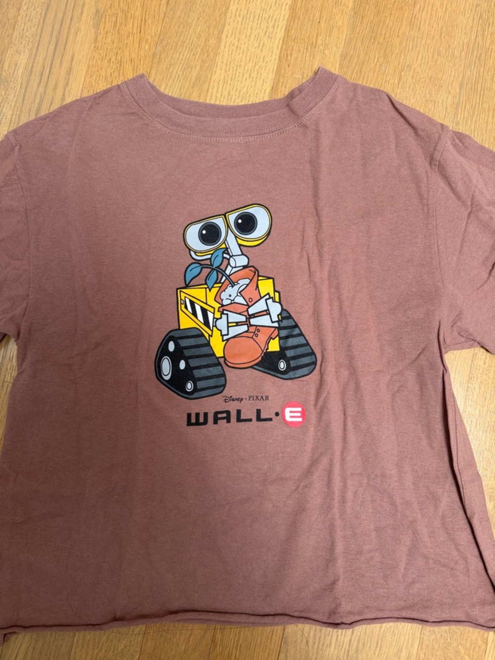 5 piece Disney shirt collection - Picture 5 of 13